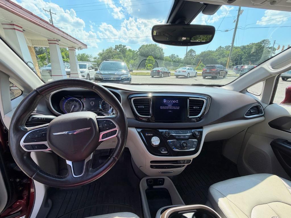 2018 Chrysler Pacifica Touring L Plus - Photo 9