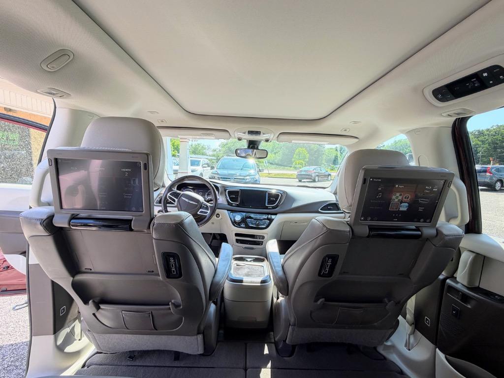 2018 Chrysler Pacifica Touring L Plus - Photo 10