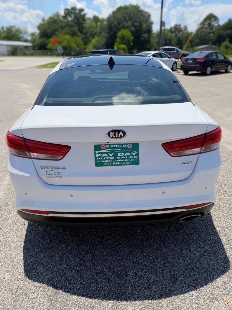 2016 Kia Optima EX - Photo 6