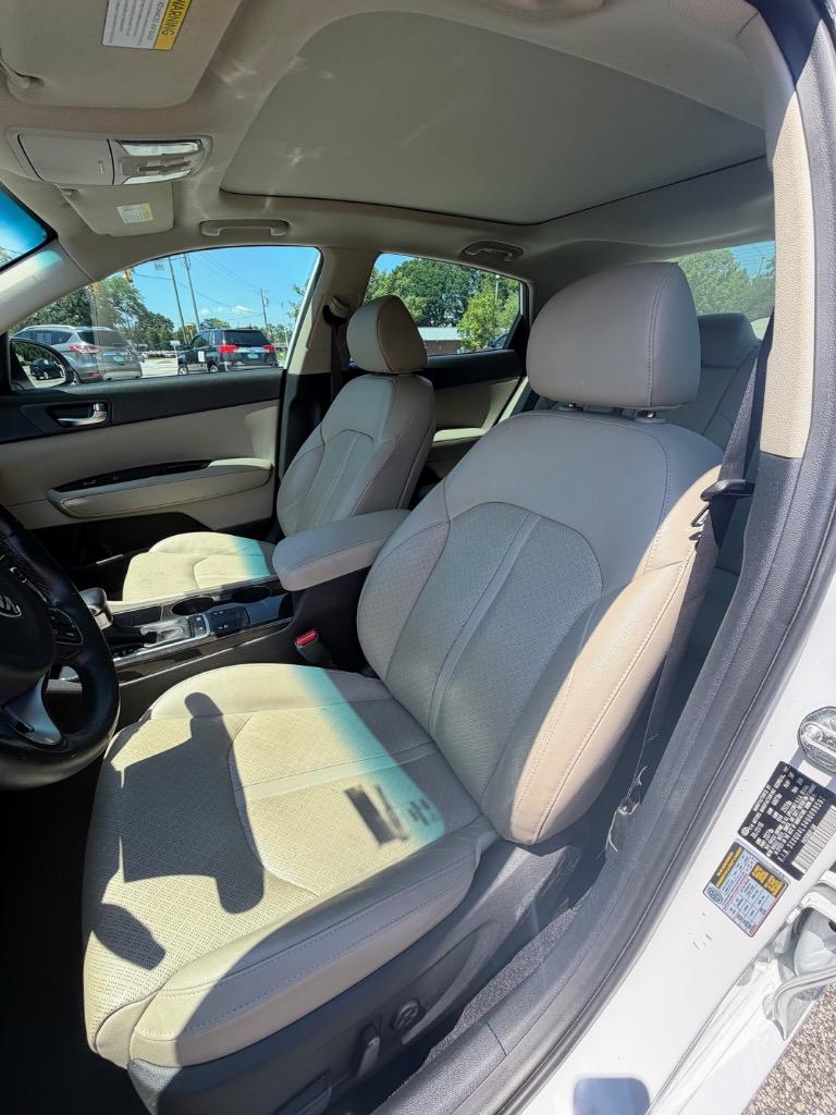 2016 Kia Optima EX - Photo 10
