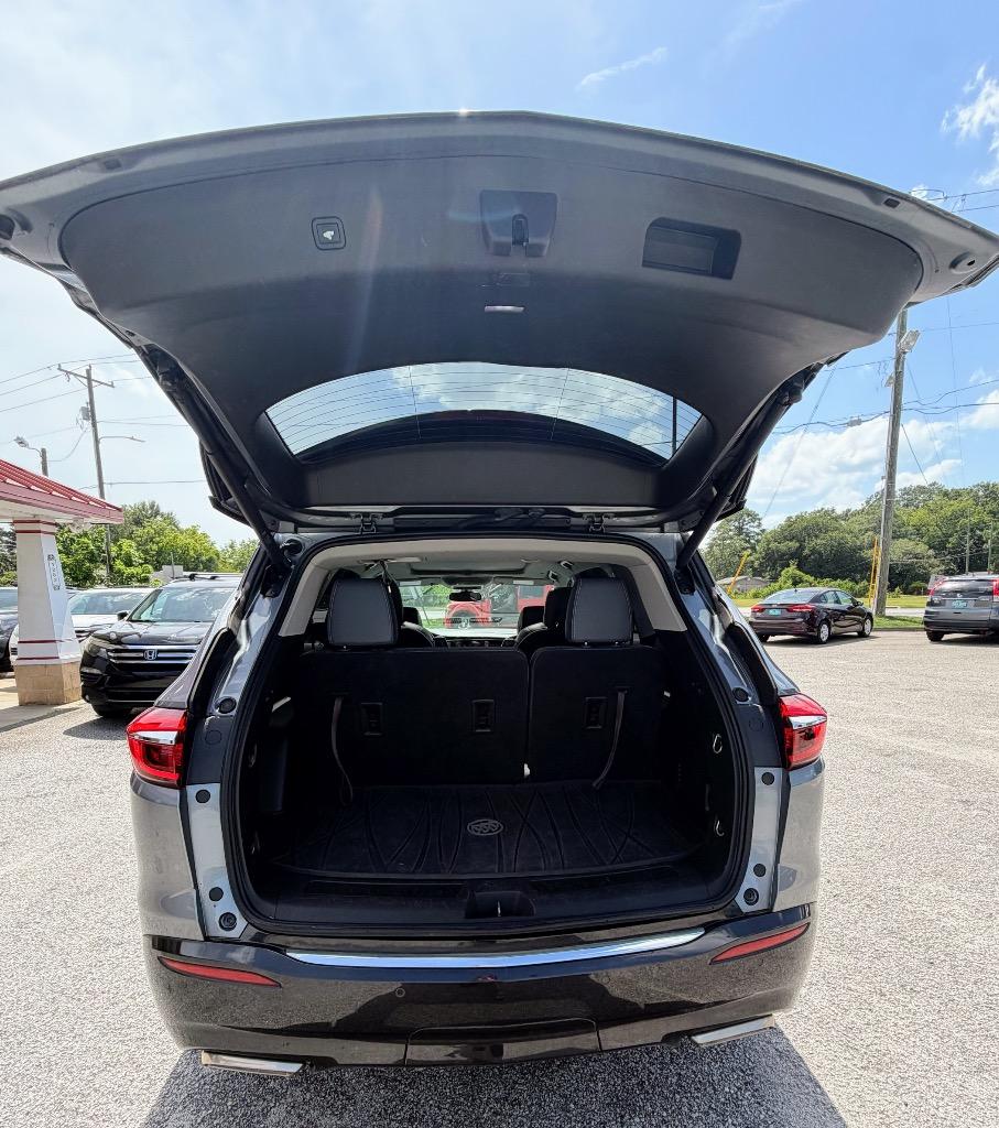 2018 Buick Enclave Essence - Photo 12